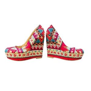 Olsenboye Red and Pink Wedge Sandals with Geometric Design